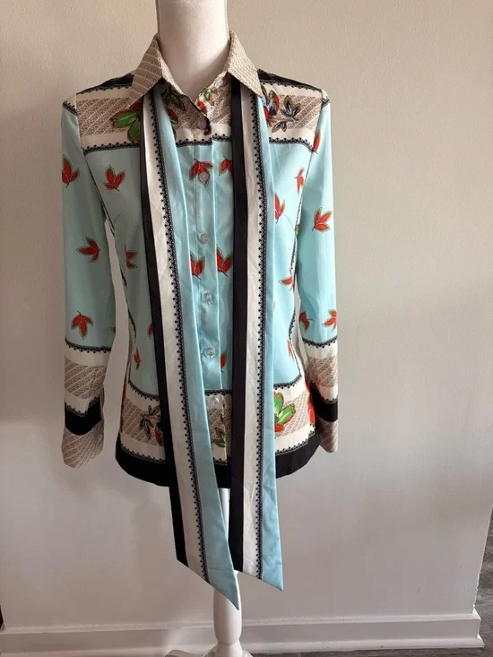 Vintage inspired Light Blue Floral Print Button-Up Blouse with Long Neck Tie - Picture 3 of 13